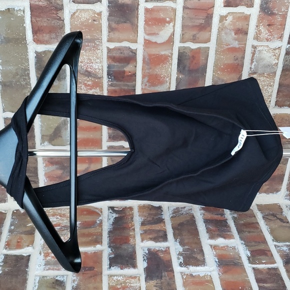 Backless Tank - Picture 2 of 4